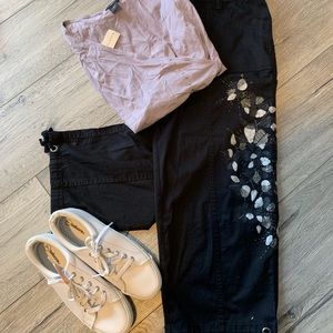Black wide leg cropped pant